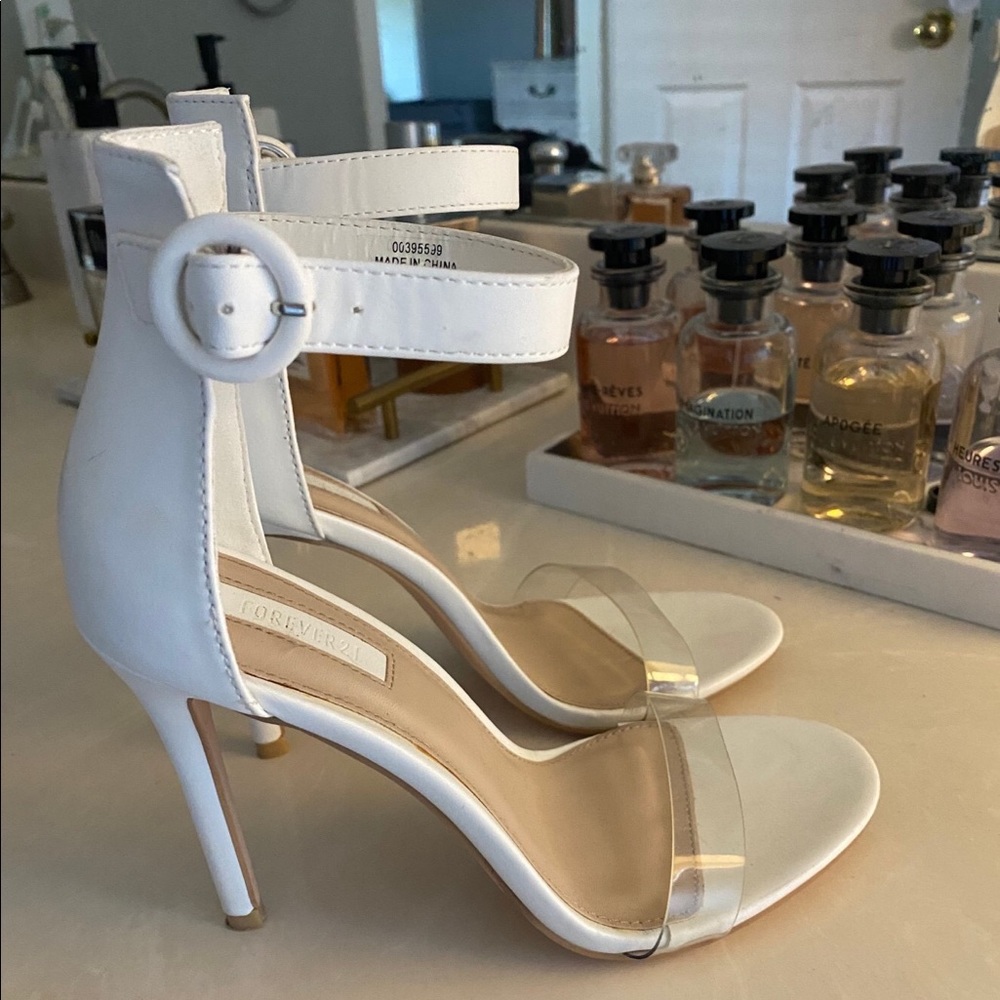 Forever21 heel white